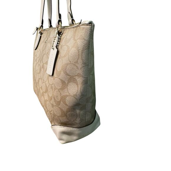 Coach F29208 Shoulder Handbag Tote Pvc All-Over Pattern Light Khaki - Picture 5 of 14